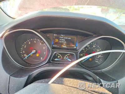 Zdjęcie 9 z 12 samochodu: 2016 FORD FOCUS SE VIN:1FADP3K25GL393523 - miniatura