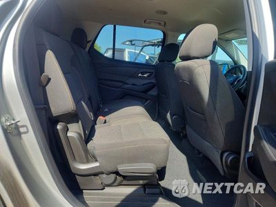 Zdjęcie 11 z 13 samochodu: 2019 CHEVROLET TRAVERSE LS VIN:1GNERFKWXKJ231606 - miniatura