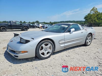 1998 CHEVROLET CORVETTE 1G1YY22G3W5106139 - główne zdjęcie licytacji z USA - miniatura