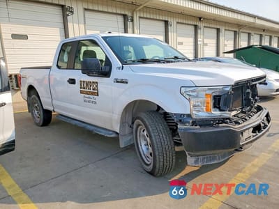 Czwarte zdjęcie samochodu z boku: 2018 FORD F150 SUPER CAB VIN:1FTFX1E58JKE94601 - miniatura