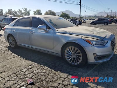 Czwarte zdjęcie samochodu z boku: 2017 GENESIS G90 ULTIMATE VIN:KMHG54JH7HU032083 - miniatura
