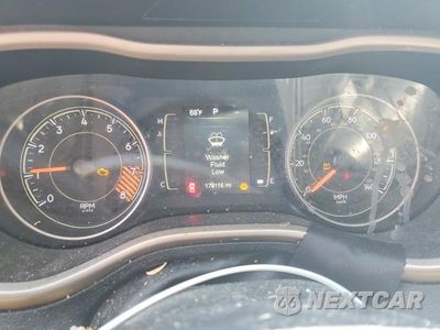 Zdjęcie 9 z 12 samochodu: 2015 JEEP CHEROKEE LATITUDE VIN:1C4PJMCS2FW538544 - miniatura