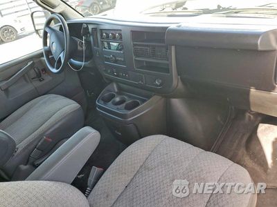 Zdjęcie 8 z 12 samochodu: 2023 GMC SAVANA G2500 VIN:1GTW7AFP2P1163060 - miniatura