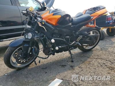Trzecie zdjęcie samochodu z tyłu: 2009 SUZUKI GSX-R750 VIN:JS1GR7LA792101646 - miniatura