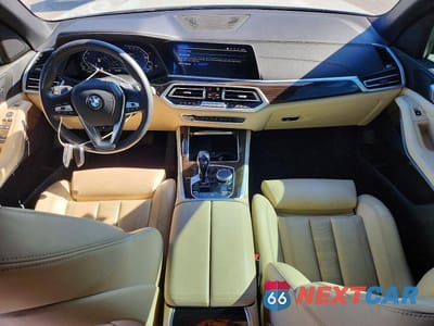 Zdjęcie 8 z 14 samochodu: 2021 BMW X5 XDRIVE45E VIN:5UXTA6C00M9D32676 - miniatura