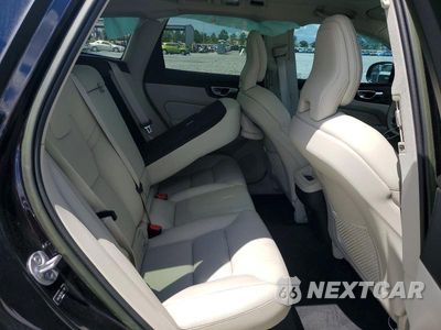 Zdjęcie 11 z 13 samochodu: 2023 VOLVO XC60 PLUS VIN:YV4L12RL2P1370239 - miniatura