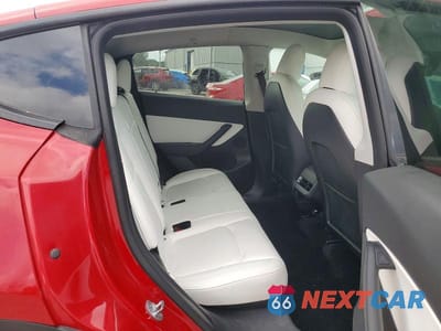Zdjęcie 11 z 14 samochodu: 2022 TESLA MODEL Y VIN:7SAYGDEE7NF354099 - miniatura