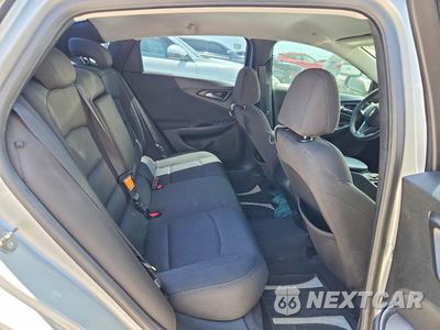 Zdjęcie 10 z 12 samochodu: 2018 CHEVROLET MALIBU LS VIN:1G1ZB5ST9JF288064 - miniatura