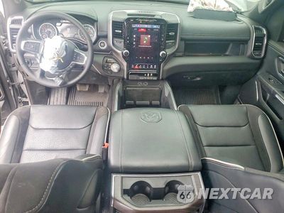 Zdjęcie 8 z 12 samochodu: 2025 RAM 1500 LARAMIE VIN:1C6SRFJP8SN585288 - miniatura