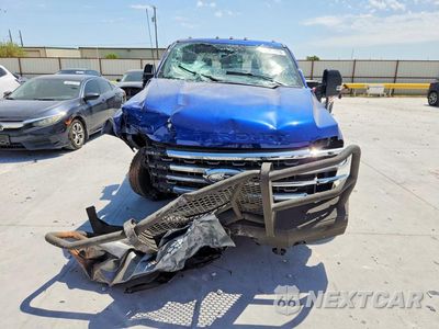 Piąte zdjęcie samochodu w środku: 2026 FORD F350 SUPER DUTY VIN:1FT8W3BM0TEC37338 - miniatura