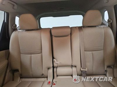 Zdjęcie 10 z 14 samochodu: 2018 NISSAN ROGUE SL VIN:JN8AT2MTXJW459406 - miniatura