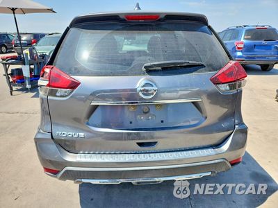 Zdjęcie 6 z 14 samochodu: 2018 NISSAN ROGUE S VIN:KNMAT2MT4JP596105 - miniatura