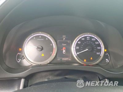 Zdjęcie 9 z 12 samochodu: 2017 LEXUS RC 300 VIN:JTHSM5BC5H5003863 - miniatura