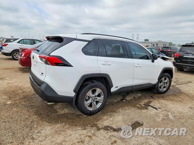 Trzecie zdjęcie samochodu z tyłu: 2025 TOYOTA RAV4 LE VIN:4T3LWRFV7SU197413 - miniatura