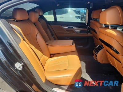 Zdjęcie 10 z 12 samochodu: 2019 BMW 750 XI VIN:WBA7F2C51KB239416 - miniatura