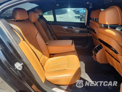 Zdjęcie 10 z 12 samochodu: 2019 BMW 750 XI VIN:WBA7F2C51KB239416 - miniatura
