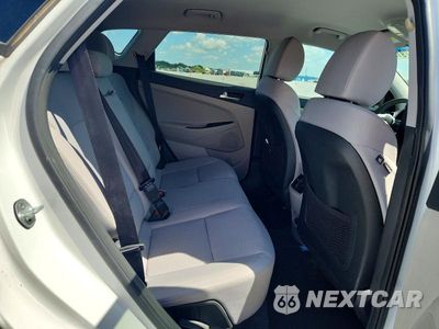 Zdjęcie 10 z 12 samochodu: 2019 HYUNDAI TUCSON SEL VIN:KM8J33AL0KU878377 - miniatura