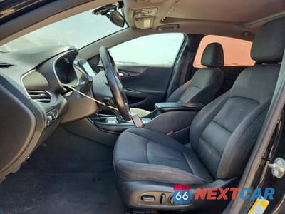Zdjęcie 7 z 12 samochodu: 2018 CHEVROLET MALIBU LT VIN:1G1ZD5ST5JF130430 - miniatura