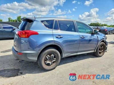 Trzecie zdjęcie samochodu z tyłu: 2013 TOYOTA RAV4 LE VIN:JTMBFREV5D5018096 - miniatura