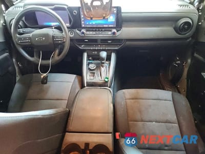 Zdjęcie 8 z 13 samochodu: 2025 CHEVROLET COLORADO TRAIL BOSS VIN:1GCPTEEK5S1145318 - miniatura