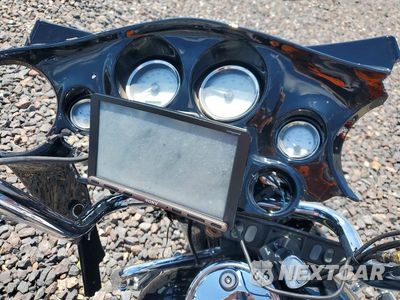 Zdjęcie 7 z 9 samochodu: 2006 HARLEY-DAVIDSON FLHXI VIN:1HD1KBW136Y676381 - miniatura