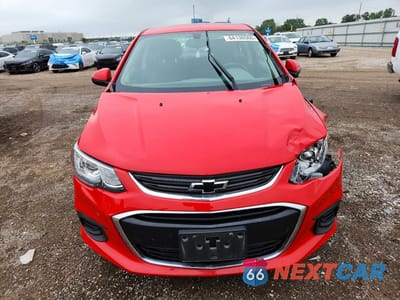 Piąte zdjęcie samochodu w środku: 2020 CHEVROLET SONIC LT VIN:1G1JD5SB2L4111112 - miniatura