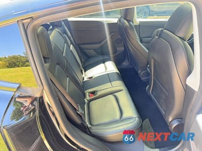 Zdjęcie 6 z 14 samochodu: 2021 TESLA MODEL Y VIN:5YJYGDEE2MF222671 - miniatura