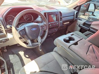 Zdjęcie 8 z 13 samochodu: 2019 FORD F350 SUPER DUTY VIN:1FTRF3B60KED67463 - miniatura