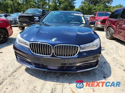 Piąte zdjęcie samochodu w środku: 2017 BMW 750 XI VIN:WBA7F2C59HG422087 - miniatura