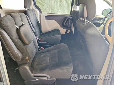 Zdjęcie 11 z 14 samochodu: 2016 DODGE GRAND CARAVAN SE VIN:2C4RDGBG4GR263428 - miniatura