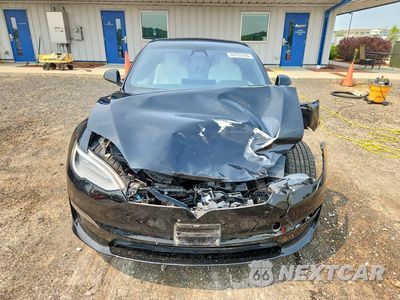 Piąte zdjęcie samochodu w środku: 2021 TESLA MODEL S VIN:5YJSA1E66MF454785 - miniatura