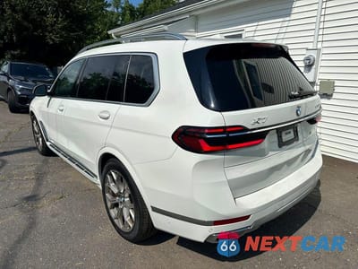 Drugie zdjęcie samochodu z przodu: 2025 BMW X7 XDRIVE40I VIN:5UX23EM07S9Y27594 - miniatura