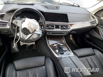 Zdjęcie 8 z 13 samochodu: 2020 BMW X7 XDRIVE40I VIN:5UXCW2C01L9A00772 - miniatura
