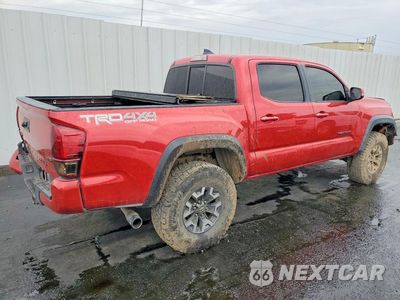 Trzecie zdjęcie samochodu z tyłu: 2016 TOYOTA TACOMA TRD OFF-ROAD VIN:5TFCZ5AN3GX018665 - miniatura