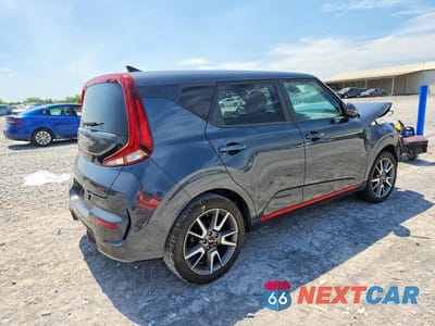 Trzecie zdjęcie samochodu z tyłu: 2022 KIA SOUL GT LINE VIN:KNDJ63AUXN7817996 - miniatura
