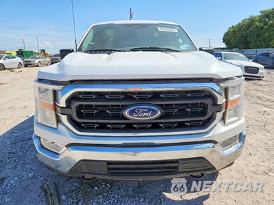 Piąte zdjęcie samochodu w środku: 2022 FORD F150 SUPERCREW VIN:1FTFW1E59NKD69048 - miniatura