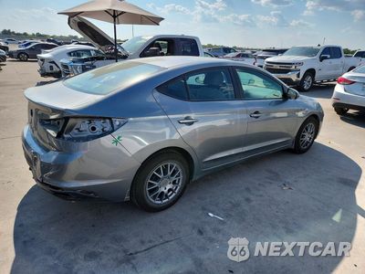 Trzecie zdjęcie samochodu z tyłu: 2019 HYUNDAI ELANTRA SE VIN:KMHD74LF6KU790948 - miniatura