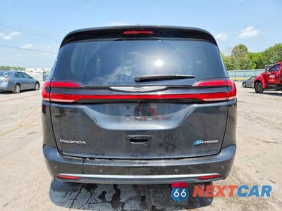 Zdjęcie 6 z 13 samochodu: 2022 CHRYSLER PACIFICA HYBRID TOURING L VIN:2C4RC1L72NR139508 - miniatura