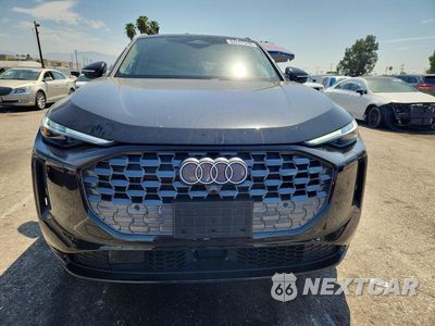 Piąte zdjęcie samochodu w środku: 2025 AUDI Q5 PREMIUM PLUS VIN:WA12AAGU4S2089948 - miniatura