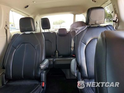 Zdjęcie 10 z 13 samochodu: 2023 CHRYSLER PACIFICA TOURING L VIN:2C4RC1BG3PR550422 - miniatura
