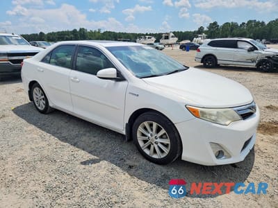 Czwarte zdjęcie samochodu z boku: 2013 TOYOTA CAMRY HYBRID XLE VIN:4T1BD1FK2DU087471 - miniatura