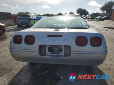 Zdjęcie 6 z 12 samochodu: 1996 CHEVROLET CORVETTE VIN:1G1YY22P5T5106770 - miniatura