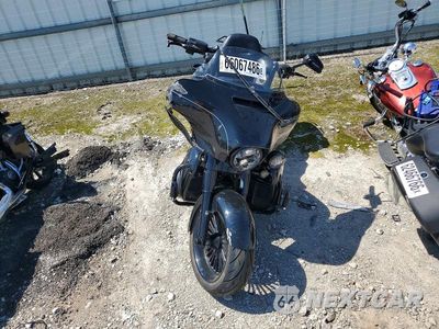 Piąte zdjęcie samochodu w środku: 2017 HARLEY-DAVIDSON FLHTK ULTRA LIMITED VIN:1HD1KED18HB632306 - miniatura
