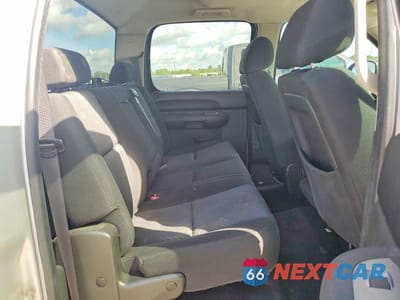 Zdjęcie 10 z 12 samochodu: 2011 GMC SIERRA C1500 SL VIN:3GTP1UEA8BG124441 - miniatura