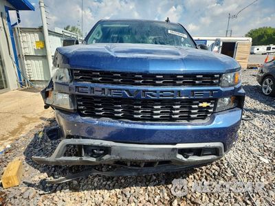 Piąte zdjęcie samochodu w środku: 2021 CHEVROLET SILVERADO K1500 CUSTOM VIN:1GCRYBEK2MZ309296 - miniatura