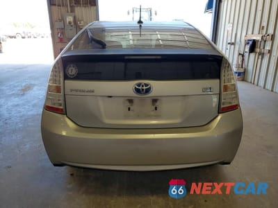 Zdjęcie 6 z 12 samochodu: 2011 TOYOTA PRIUS THREE VIN:JTDKN3DU9B1409930 - miniatura