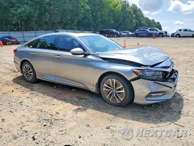Czwarte zdjęcie samochodu z boku: 2019 HONDA ACCORD TOURING HYBRID VIN:1HGCV3F90KA013304 - miniatura
