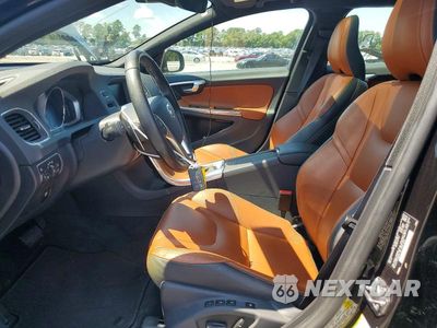 Zdjęcie 7 z 12 samochodu: 2017 VOLVO V60 T5 PREMIER VIN:YV140MEK9H1370981 - miniatura