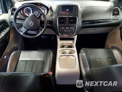 Zdjęcie 8 z 14 samochodu: 2019 DODGE GRAND CARAVAN SXT VIN:2C4RDGCG2KR773722 - miniatura