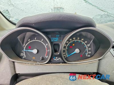 Zdjęcie 9 z 12 samochodu: 2016 FORD FIESTA SE VIN:3FADP4BJ6GM203501 - miniatura